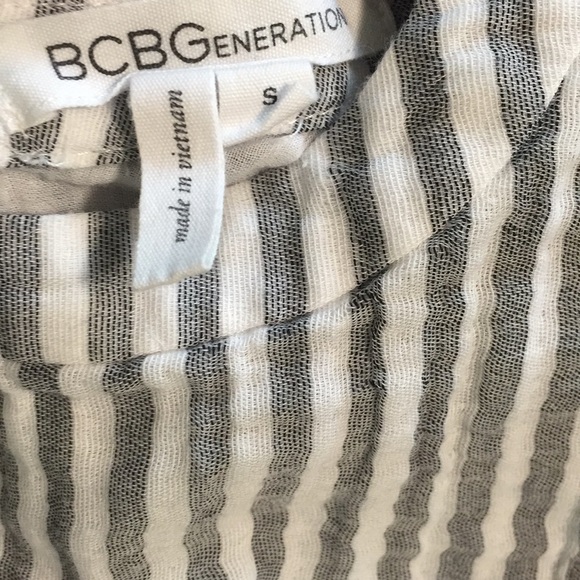 BCBG Generation striped linen tank top - Picture 3 of 3